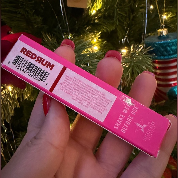 Giveaway! Jefferey Star Red Run Velour Liquid Lipstick - Picture 2 of 3